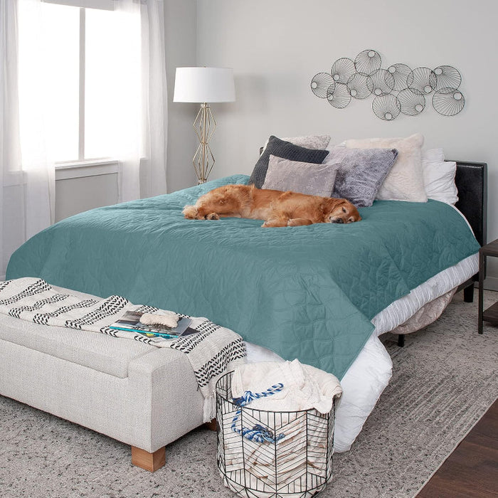 Waterproof And Non Slip Quilted Furniture Cover